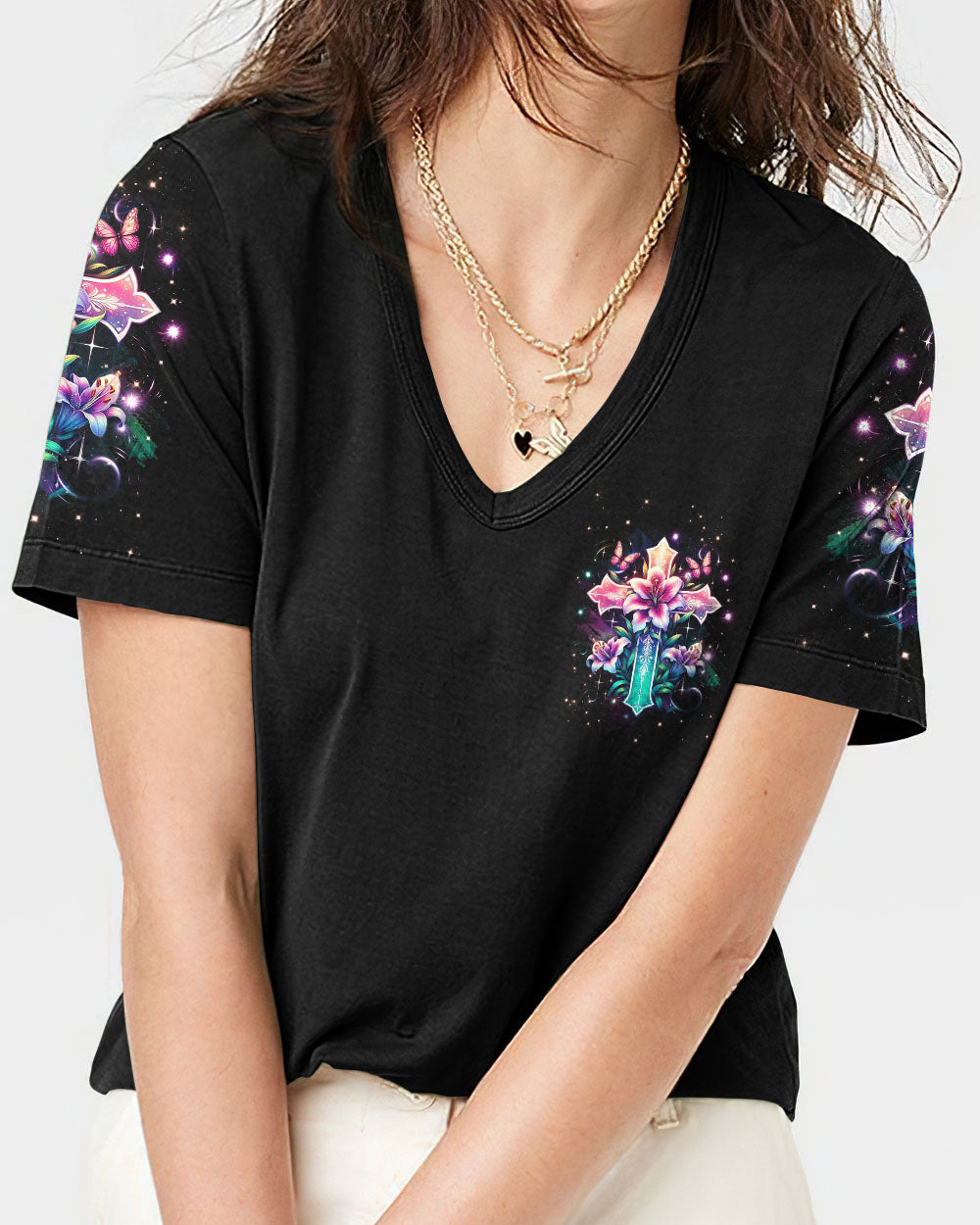 christian cloth Yhln0404242Vneck3 1